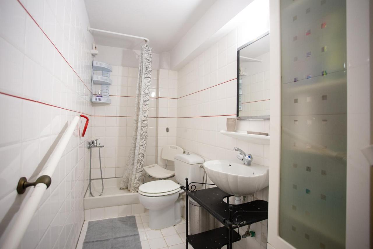 Traditional Villa Appartment With Garden, Also For Gatherings ,15 Minutes From Thessaloniki Airport Exterior foto